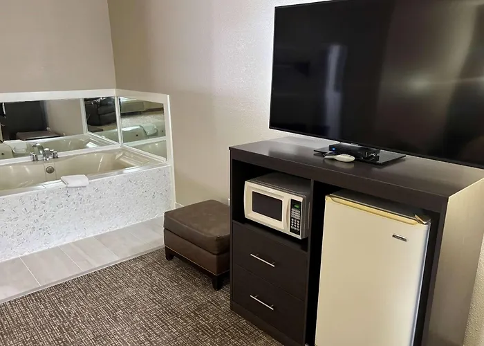 Super 8 By Wyndham