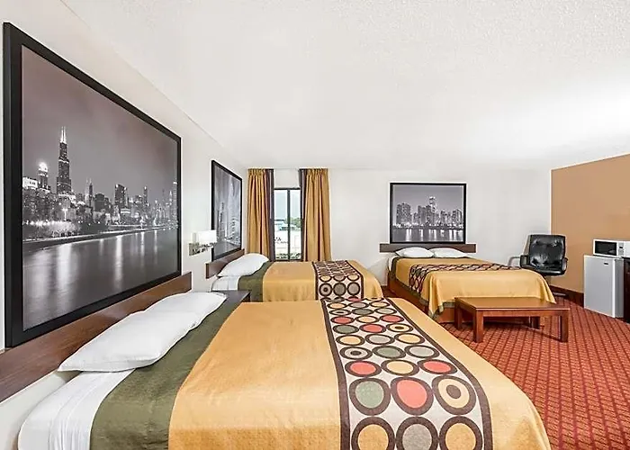 Super 8 By Wyndham Motel